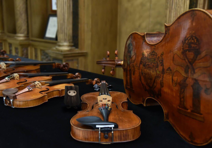 樂器廳 │ 提琴展區 - 奇美博物館